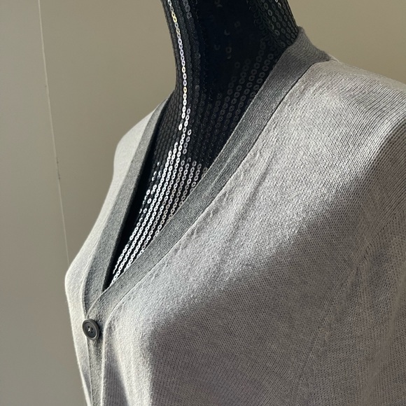 Nautica Grey Button Up Cardigan Sweater Size Medium - Picture 2 of 10